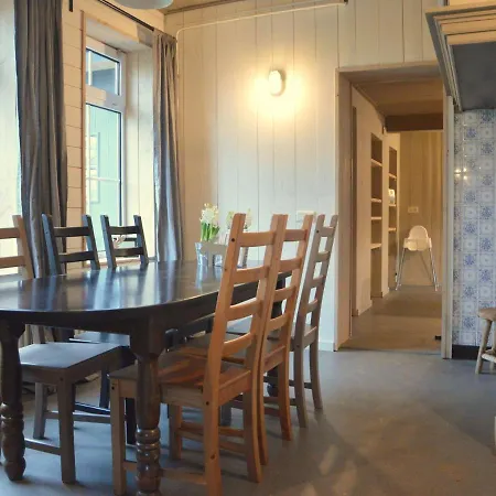 بيت للعطل Cozy Holiday In With Private Garden أويسترفايك